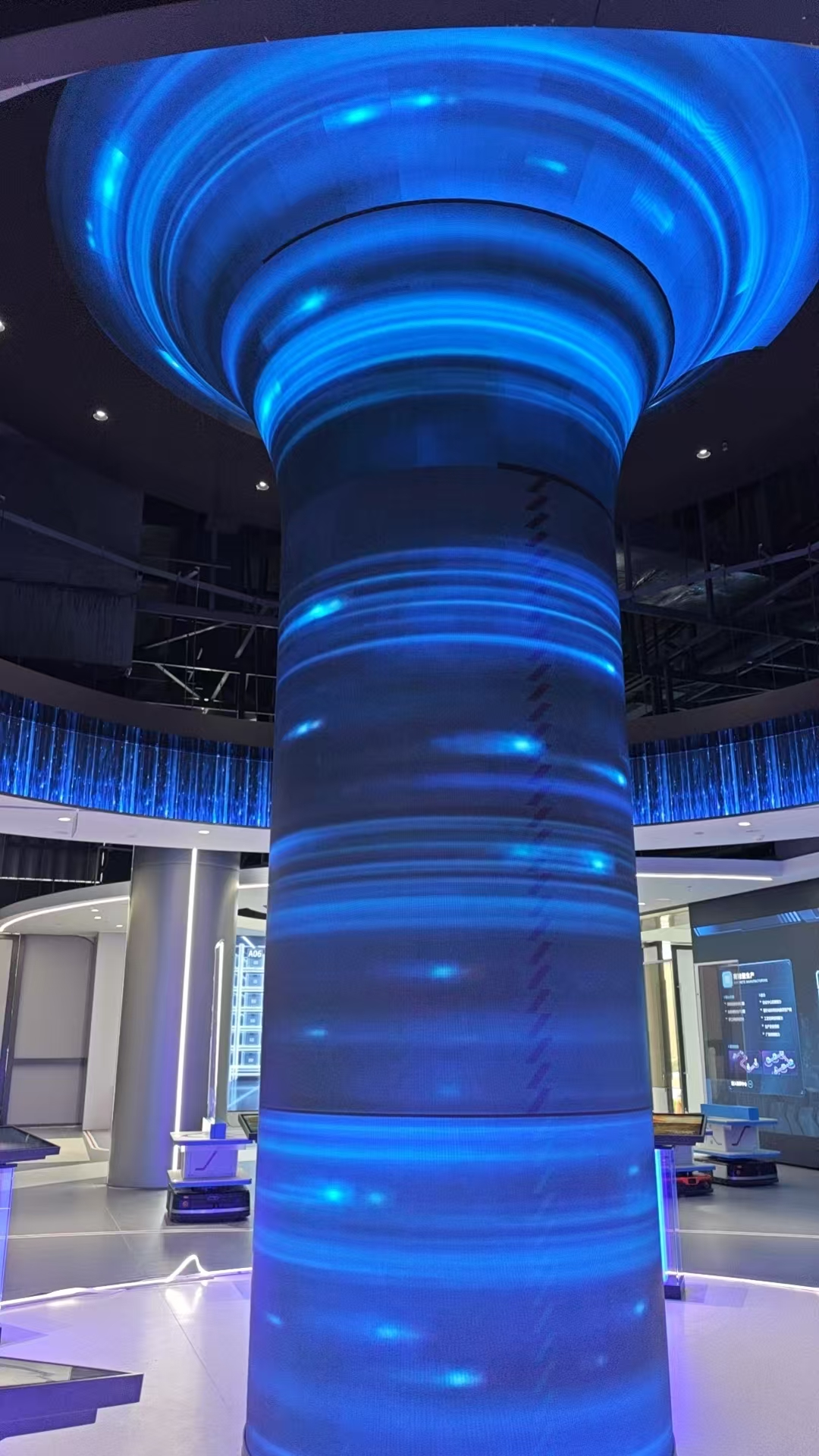 上海科技馆喇叭造型异形 LED 屏项目